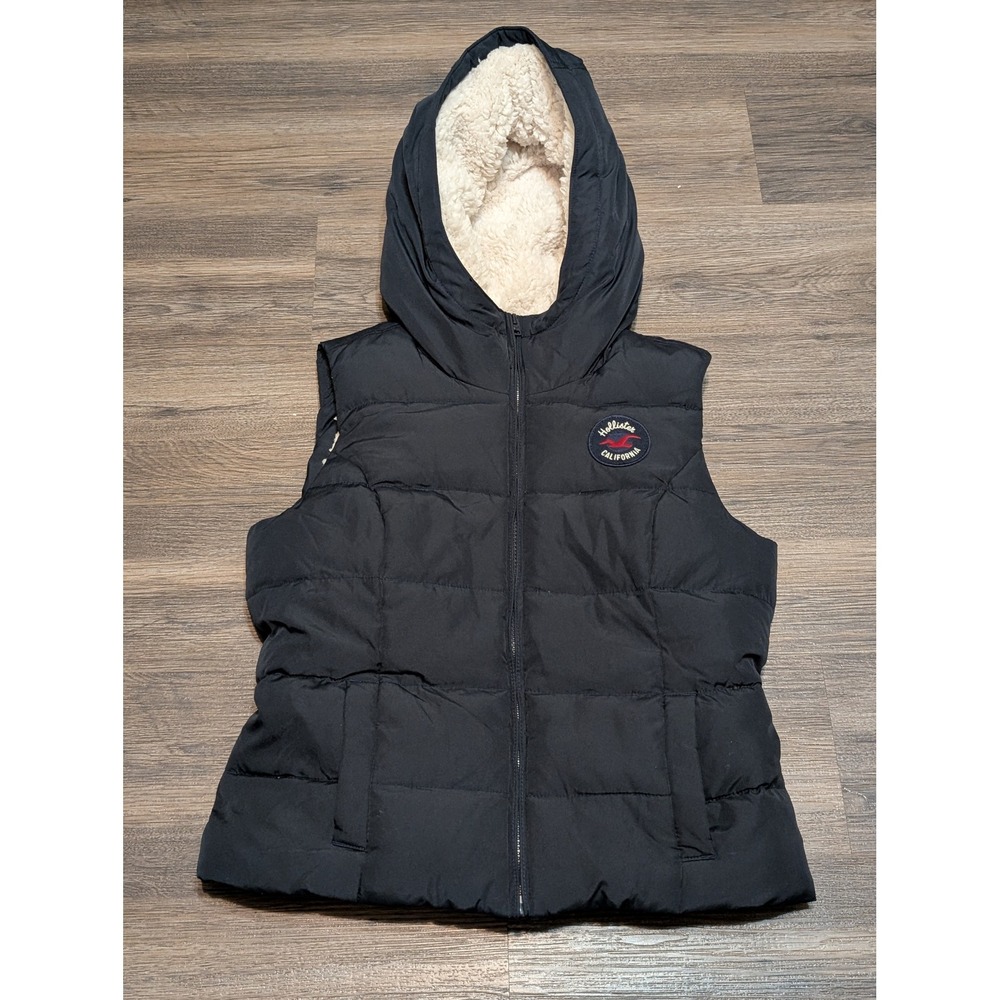 NWT‎ Hollister Black Quilted Puffer Vest Sherpa Lined Hooded Womens Medium